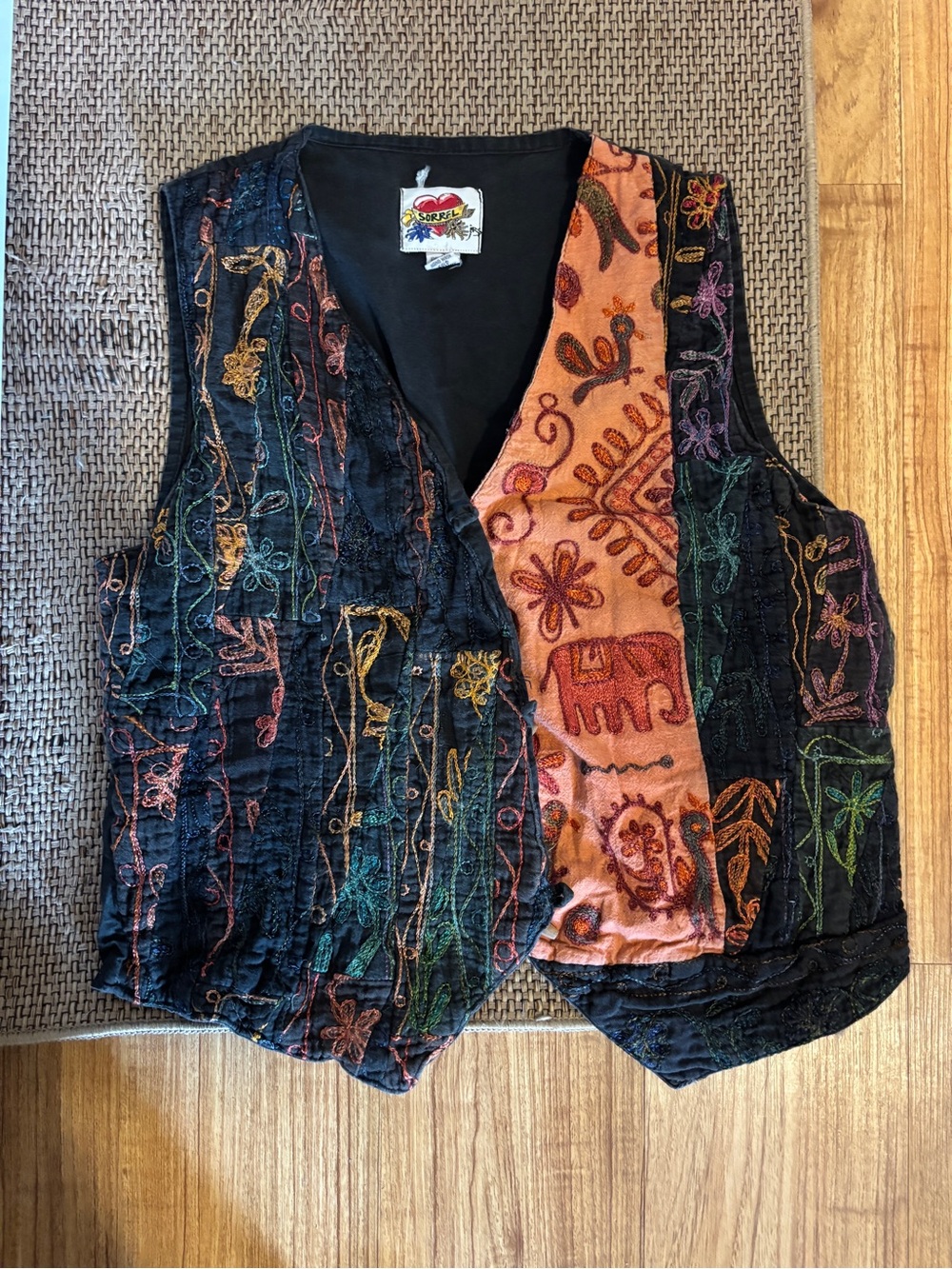Sorel Multicolor Embroidered Black & Orange Women's Vest